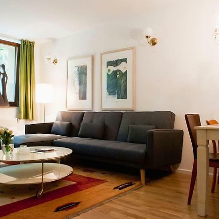 Beautiful Park Apartment For 4 Guests Berlin Luaran gambar