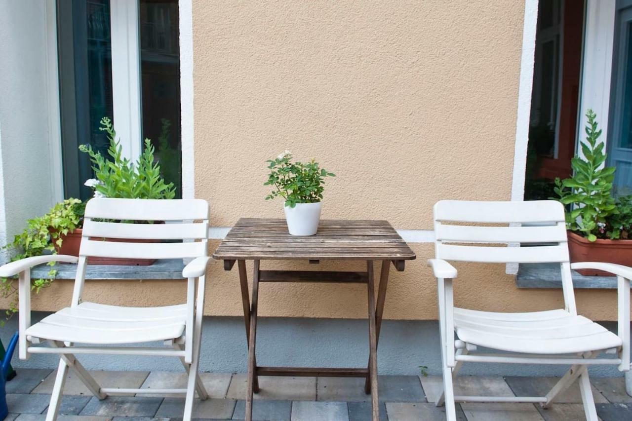 Beautiful Park Apartment For 4 Guests Berlin Luaran gambar