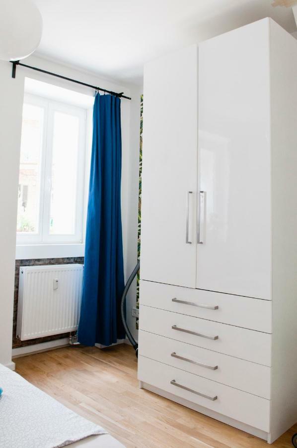 Beautiful Park Apartment For 4 Guests Berlin Luaran gambar